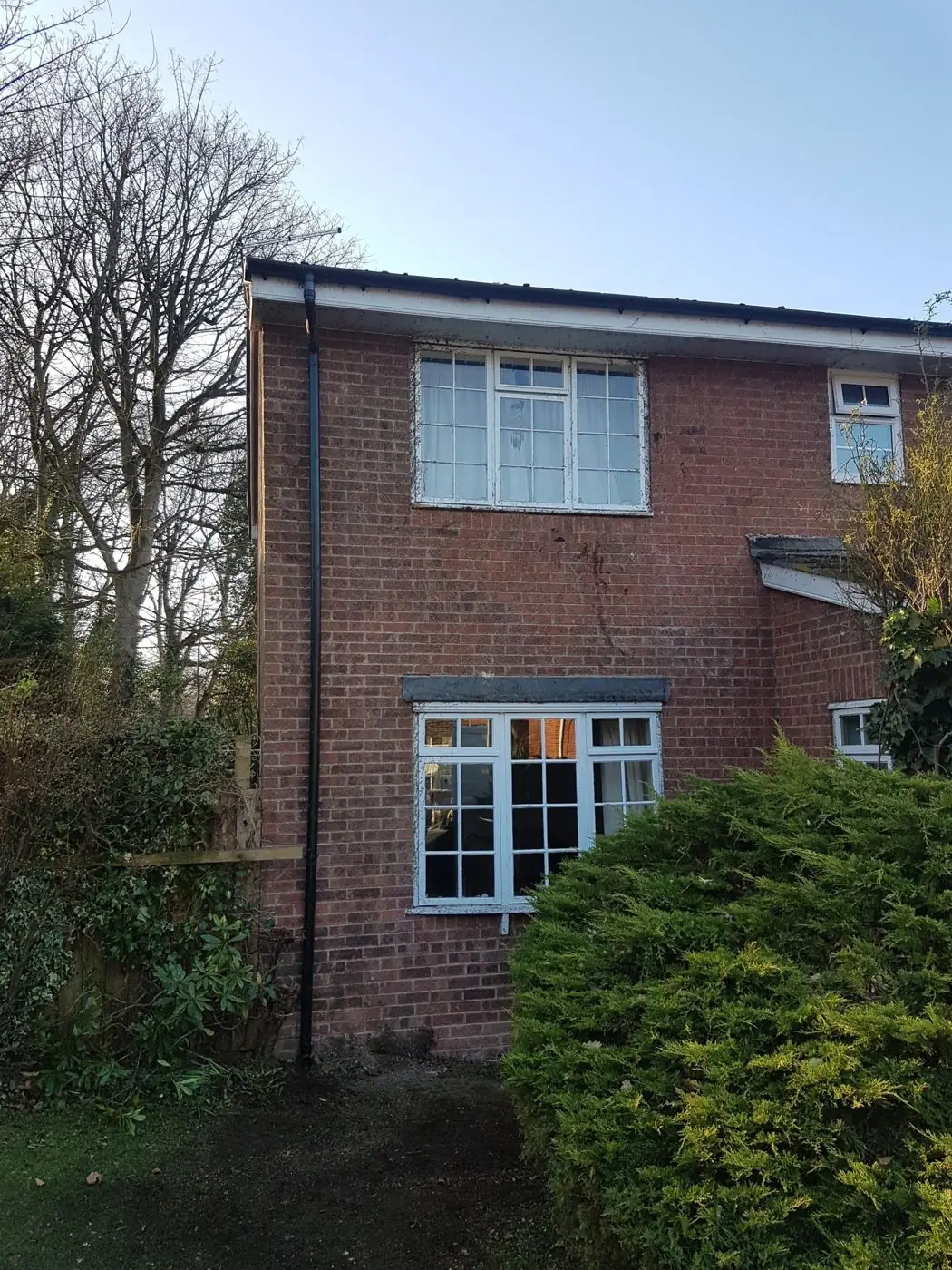 House front in Spital after the ivy was removed